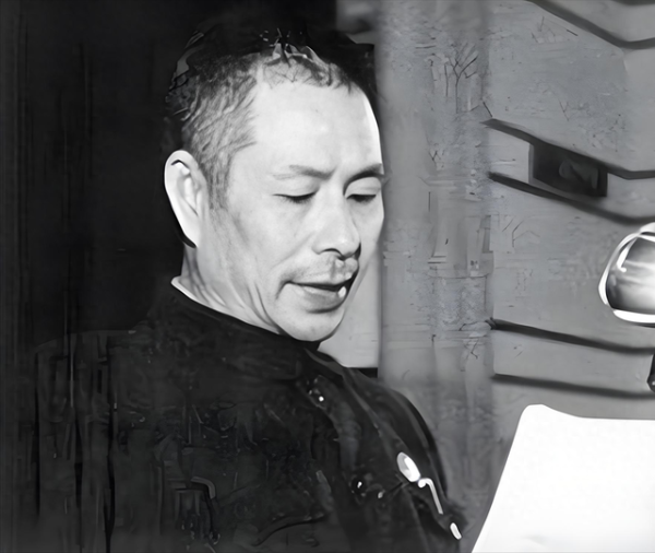 1972年公安部长空缺，周总理推荐李震，毛主席却说：曾山怎么样？