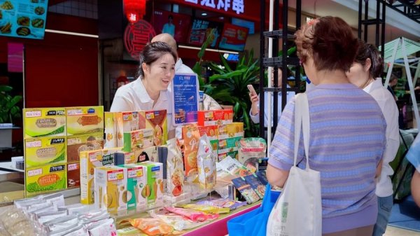 舌尖“漫游”东南亚，美食节里藏着全球供应链